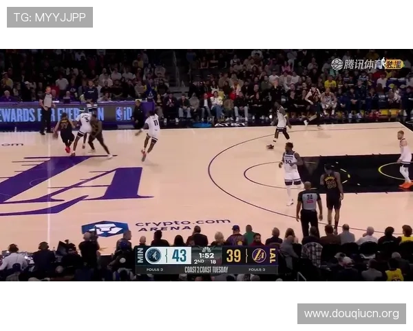斗球在线直播NBA赛事平台推荐,提供高清流畅的比赛直播体验让你第一时间掌握比赛动态